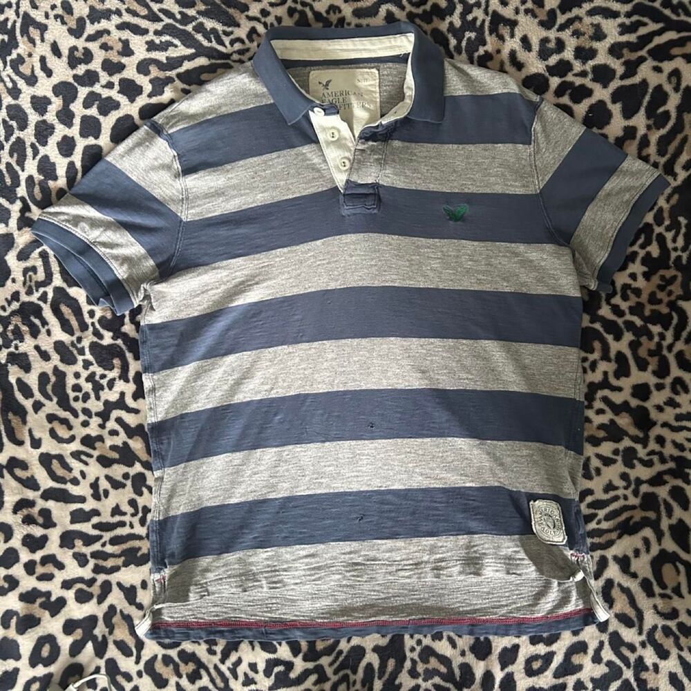 Vintage 2000s AE polo